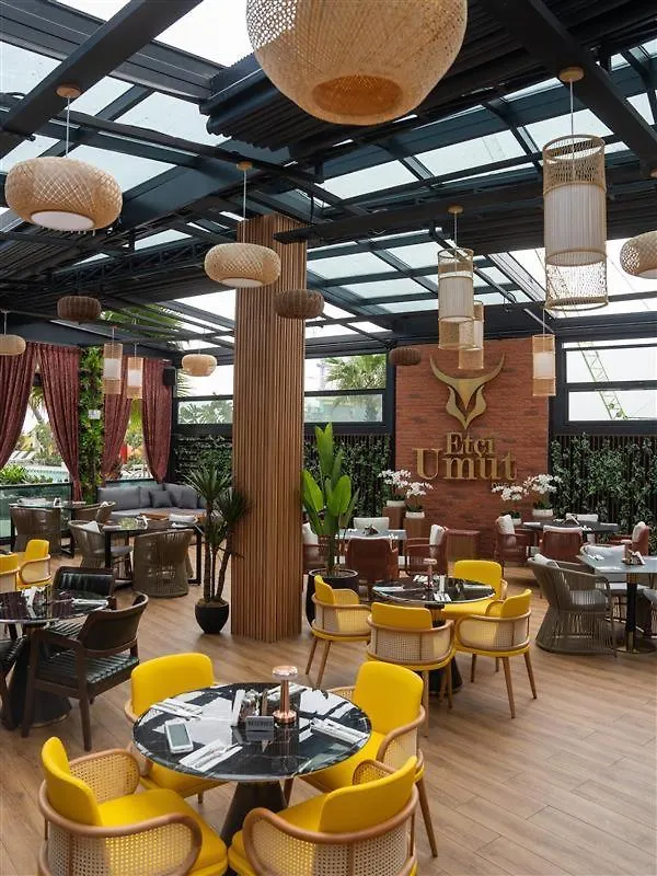 Damac Maison Aykon City Dubaj Hotel