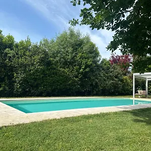 Escape With Pool In Apartment