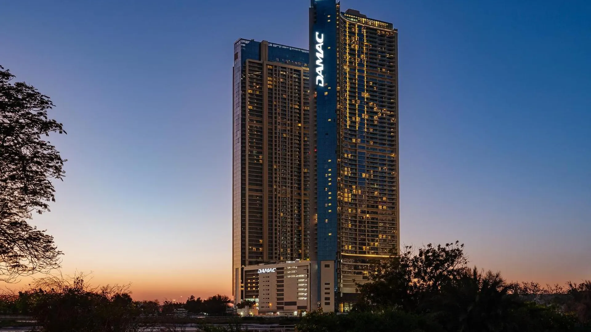 Damac Maison Aykon City Dubai Hotell
